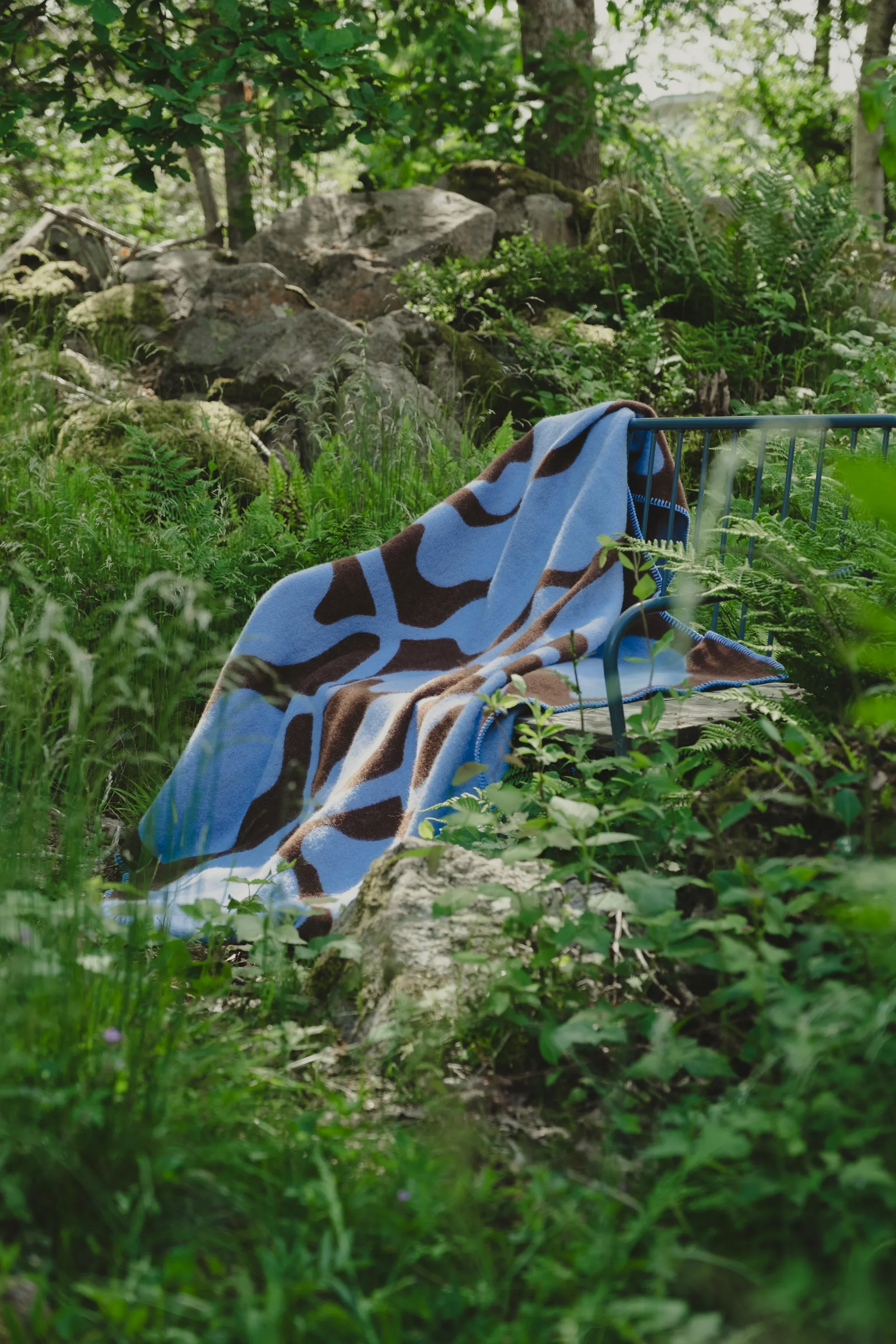 Koc Leaves 130x180 cm, Blue-brown Fine Little Day