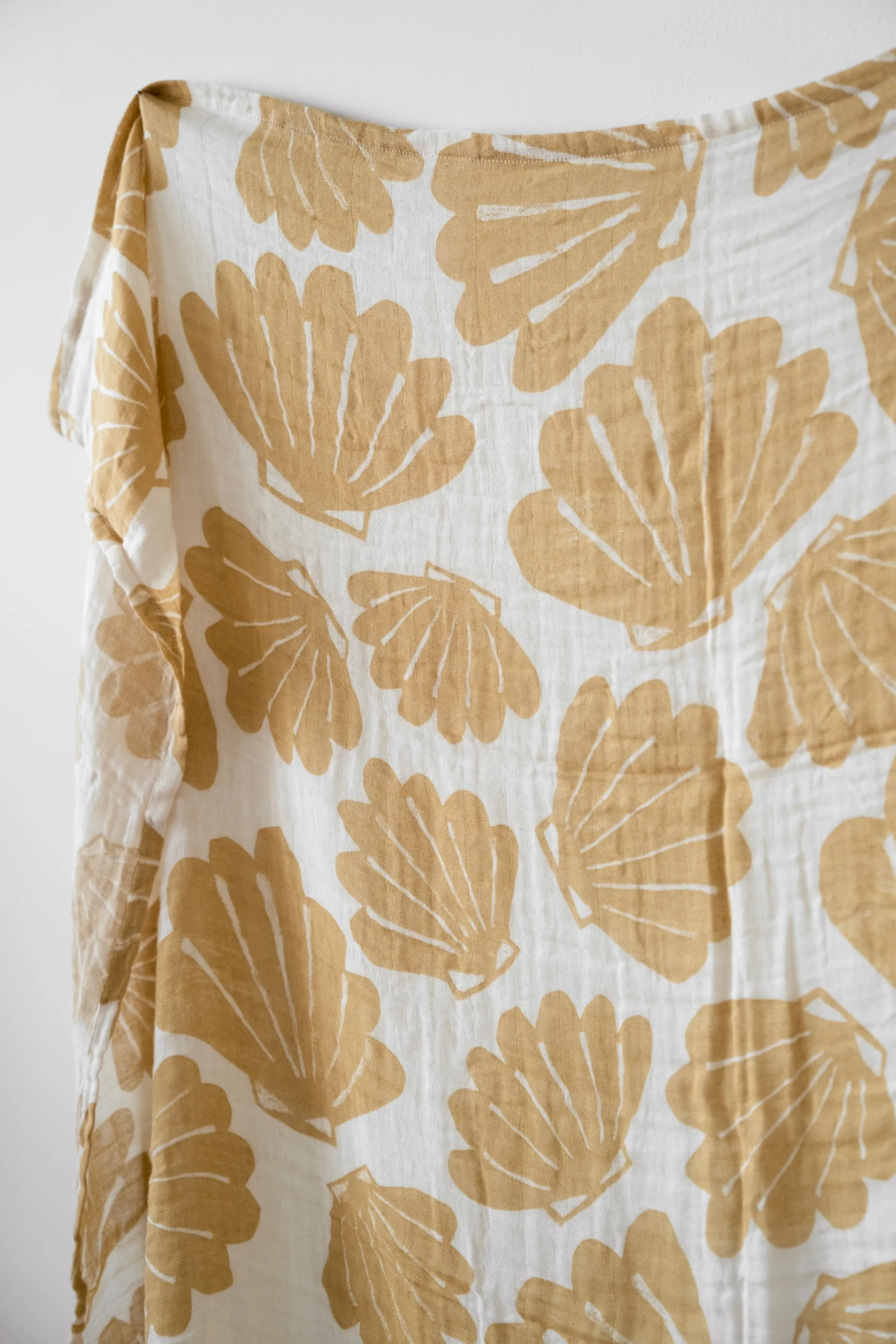 Koc muślinowy Snäcka 120x120 cm, Sand Fine Little Day