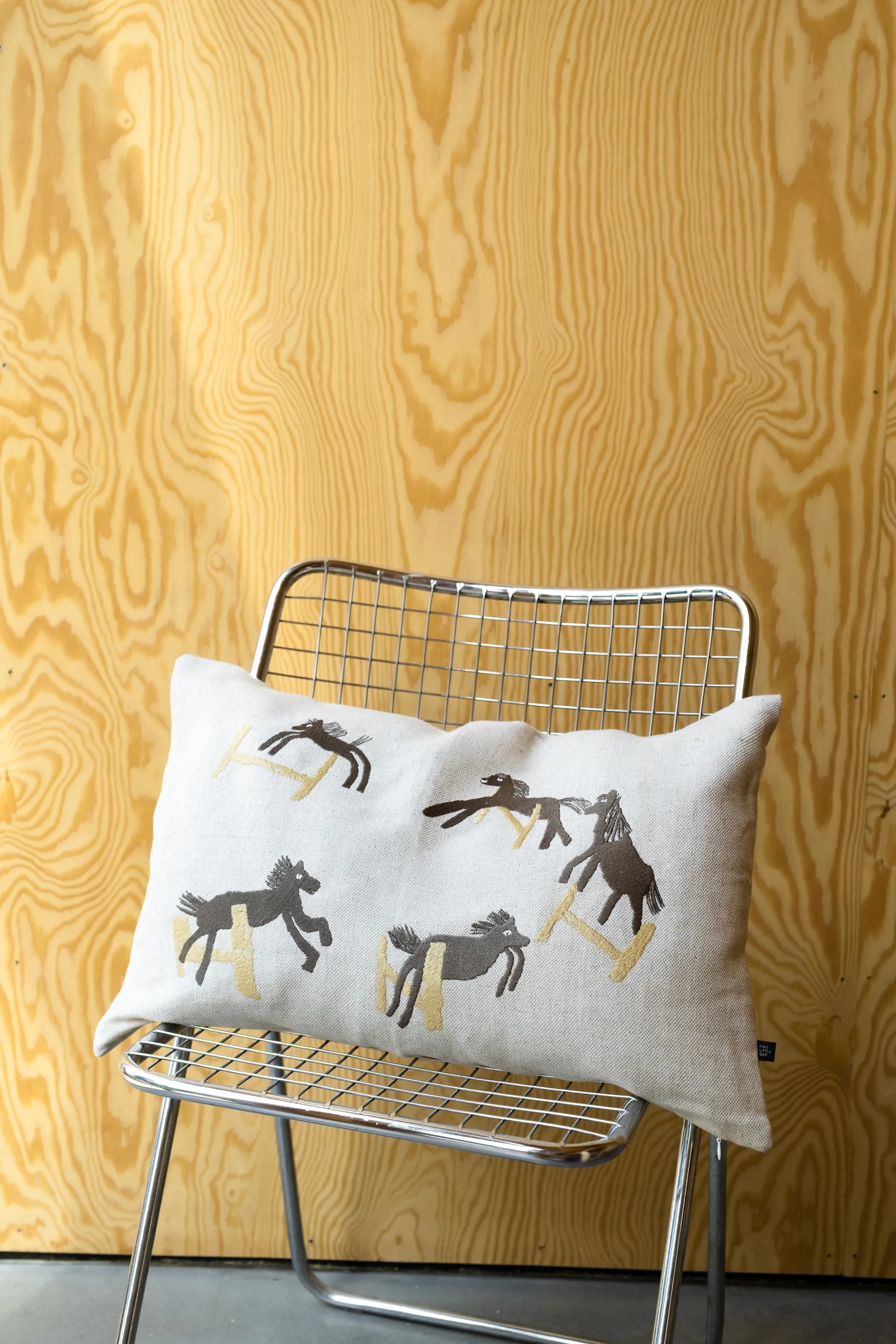 Poszewka na poduszkę Jumping horse 38x58 cm, Natur Fine Little Day