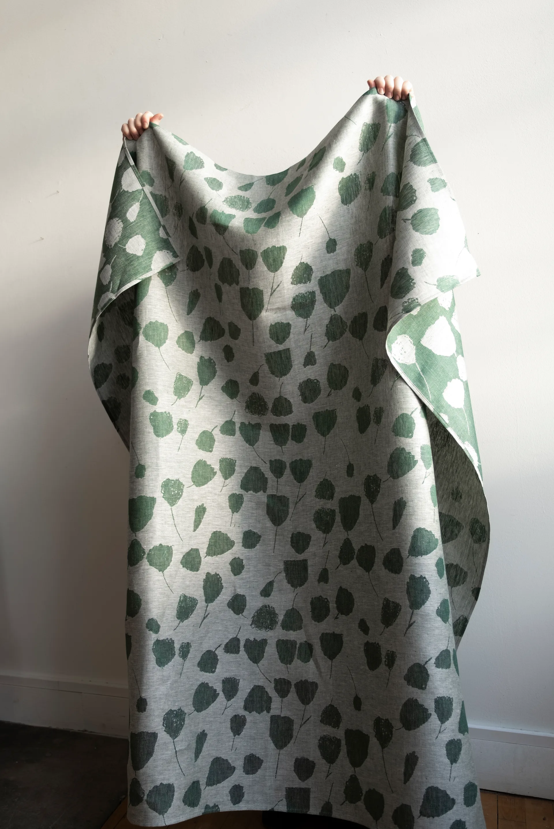 Tkanina Bouquet, Zielony-off-white Fine Little Day