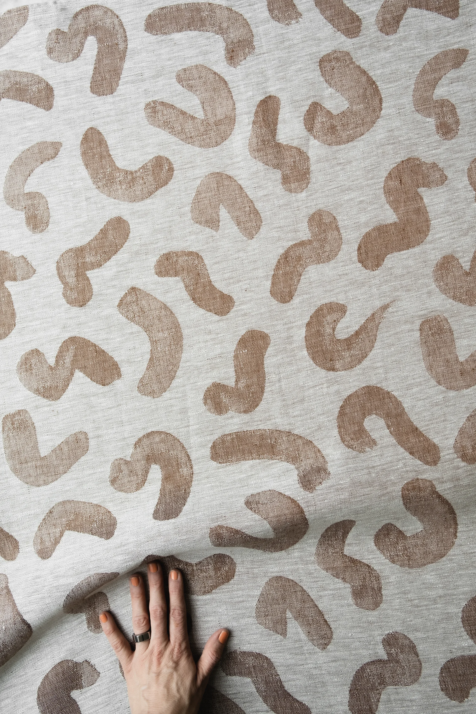 Tkanina Udon, Brązowy Fine Little Day