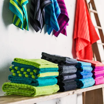 Ręcznik kąpielowy Reilu 70x150 cm - czarny - Finlayson