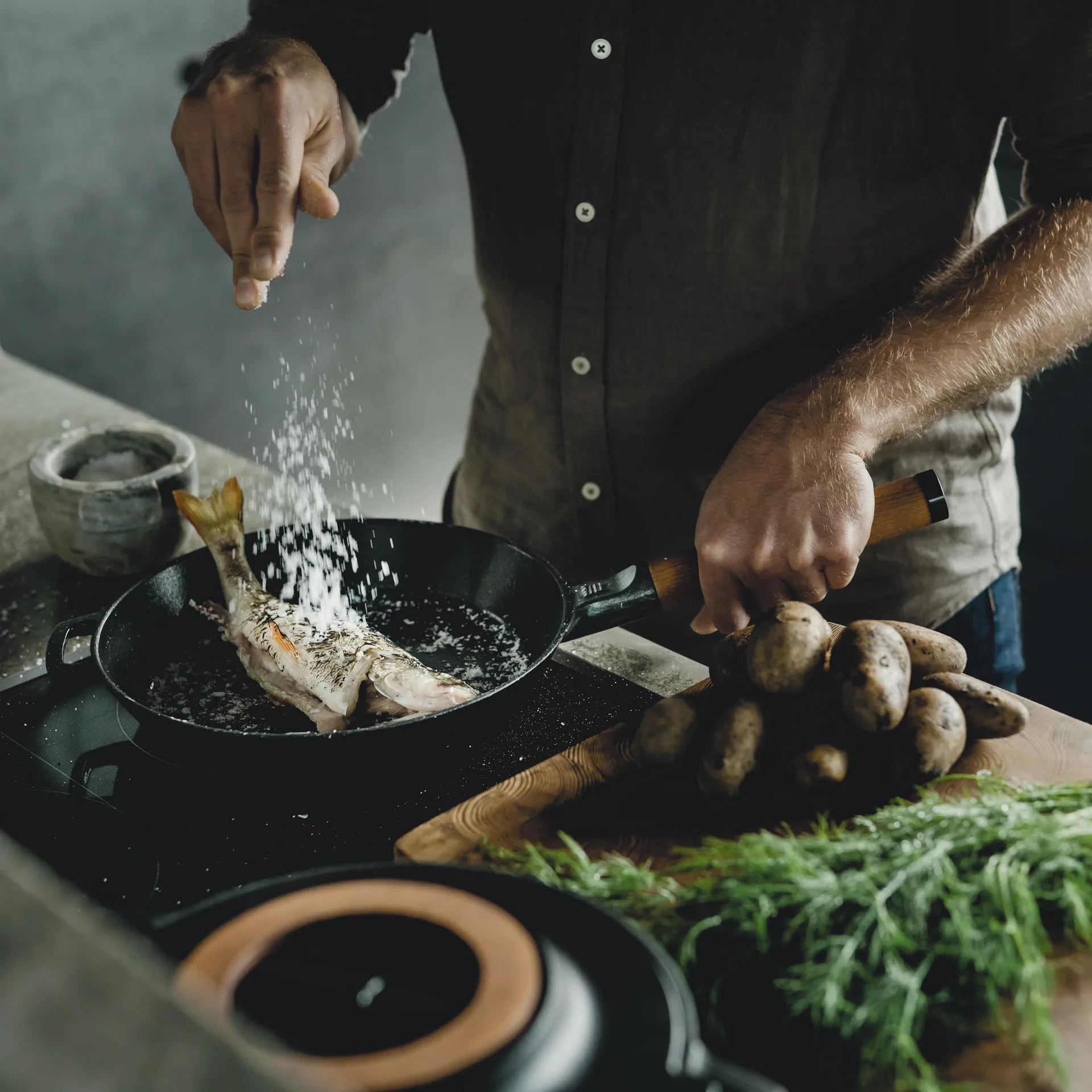 Norden patelnia żeliwna, 26 cm Fiskars