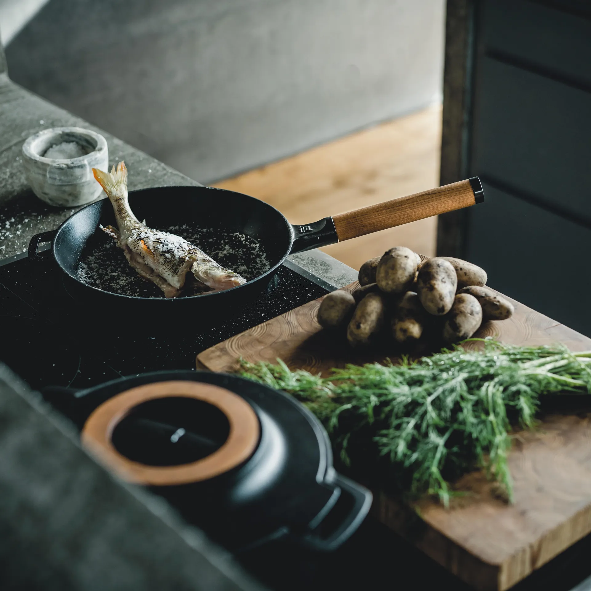 Norden patelnia żeliwna, 26 cm Fiskars