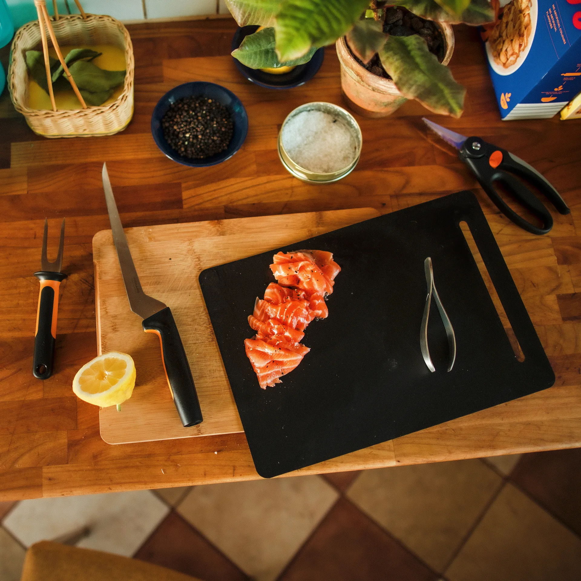 Nóż do filetowania Functional Form, 22 cm Fiskars