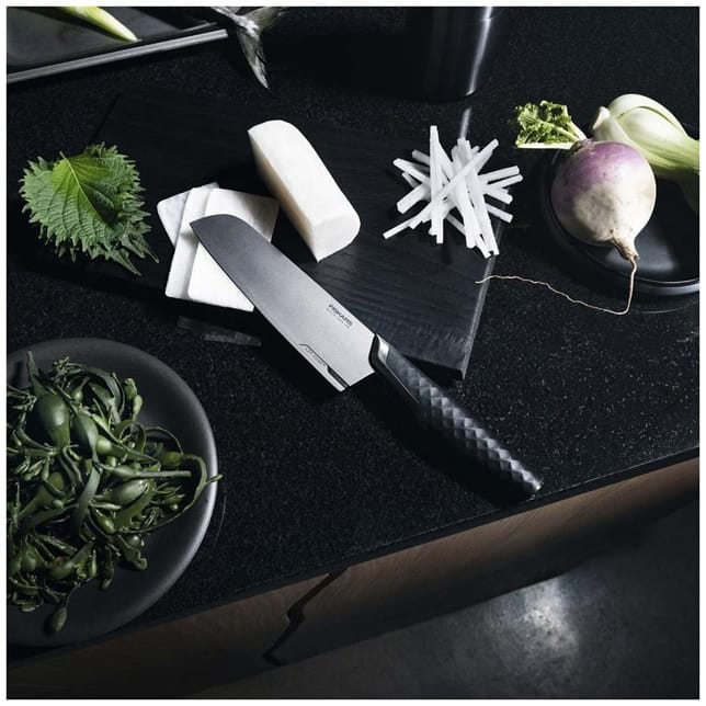 Taiten nóż santoku, 16 cm Fiskars
