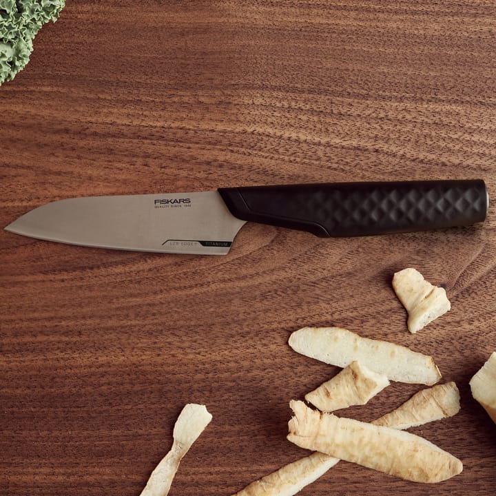 Tytanowy nóż do warzyw 10 cm, Czarny Fiskars