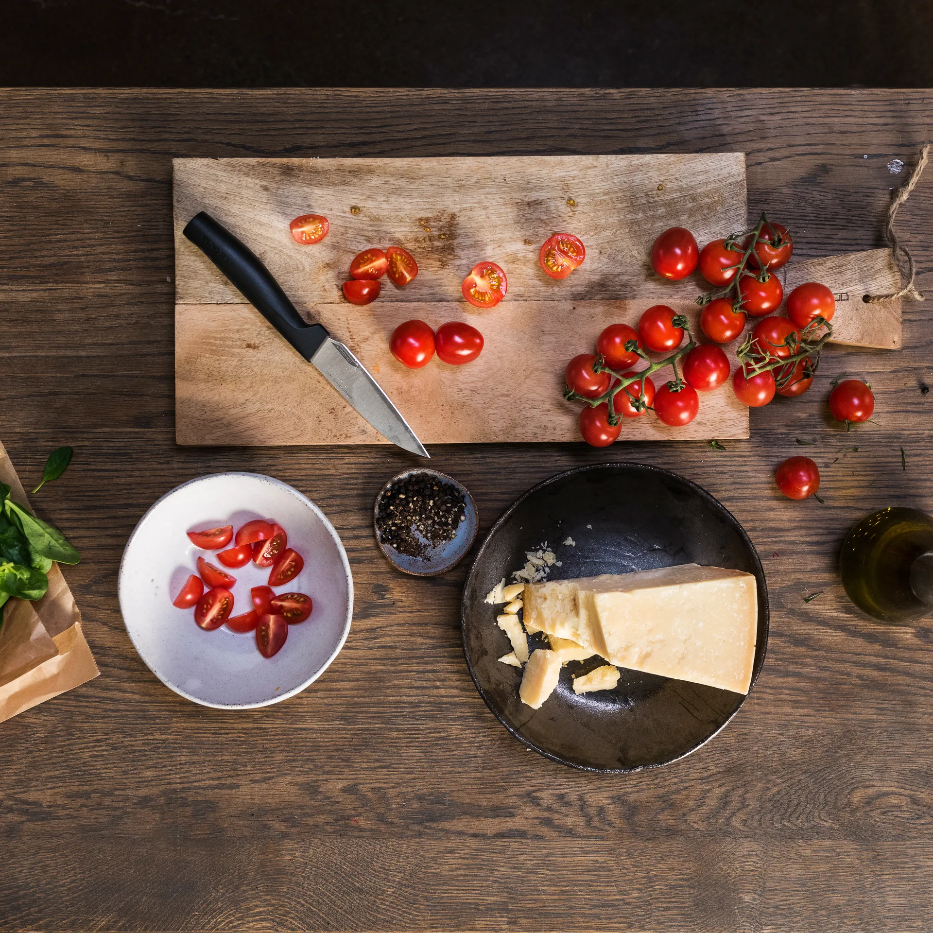 Zestaw noży Hard Edge nóż szefa kuchni i nóż do warzyw, 2 części Fiskars