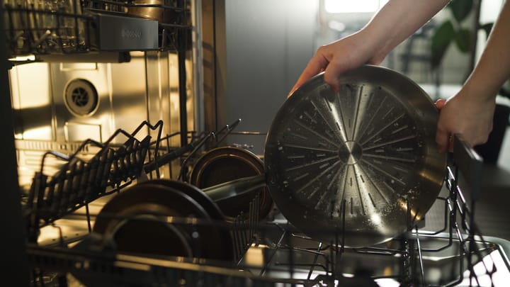 Zestaw patelni All Steel Pure, 2 części Fiskars