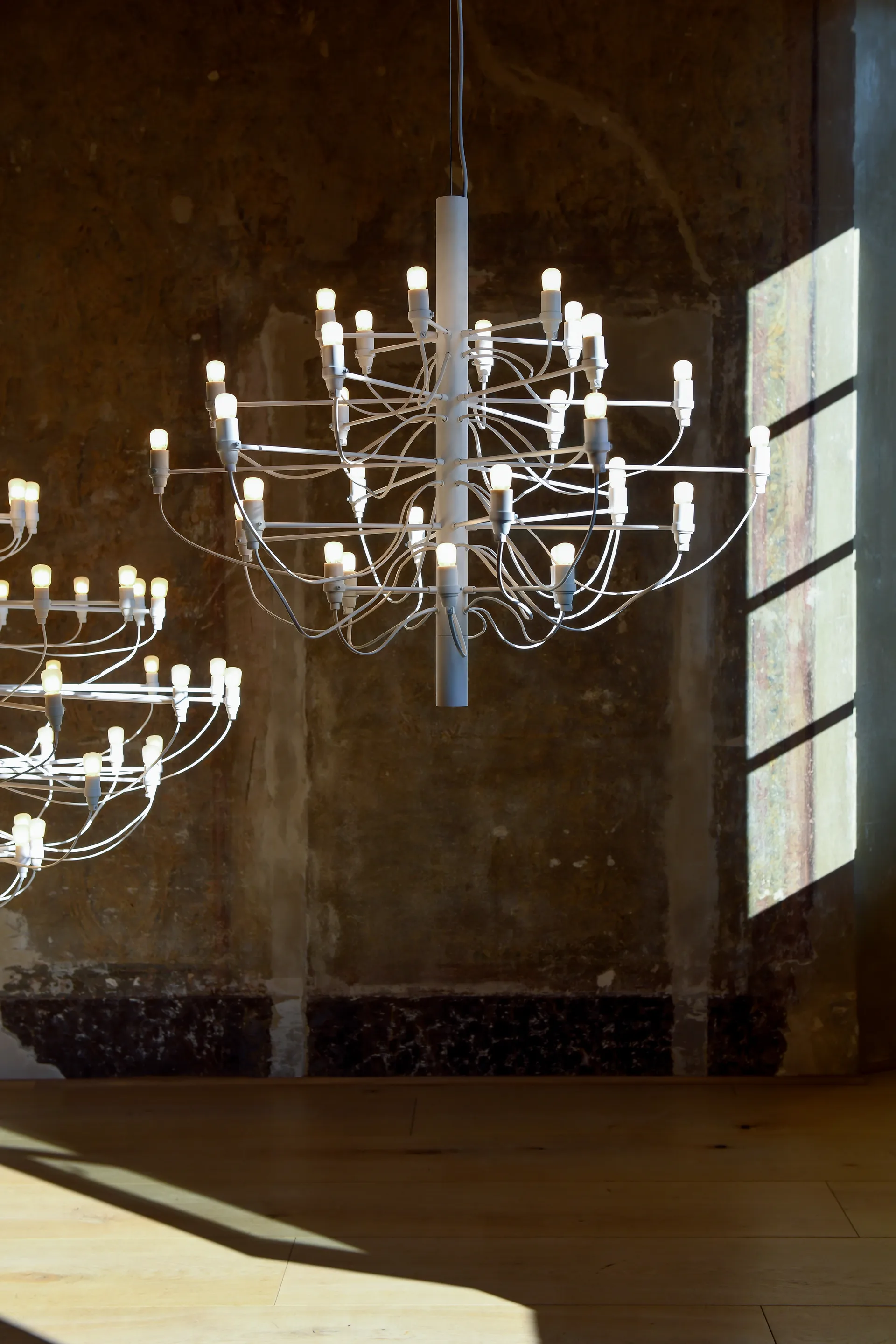 2097 Sarfatti żyrandol LED, Biały matowy 30 lamps Flos
