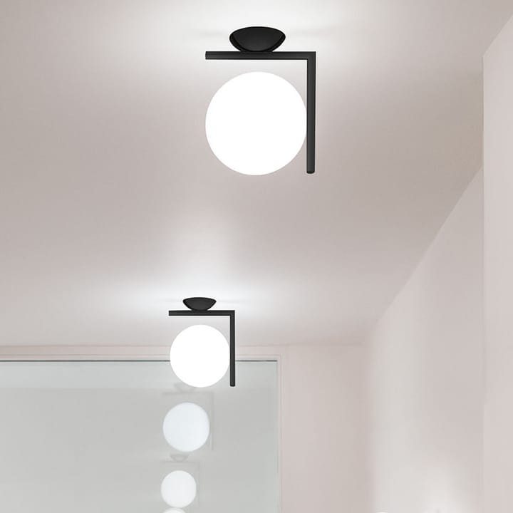 Kinkiet IC lights C/W1, Brushed brass, opal Flos