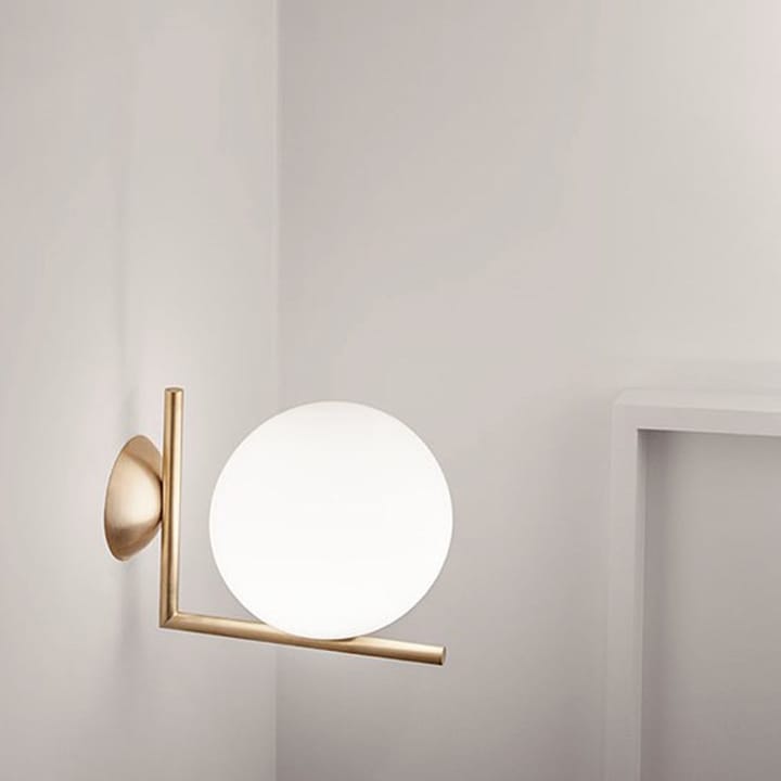 Kinkiet IC lights C/W1, Chrome, opal Flos