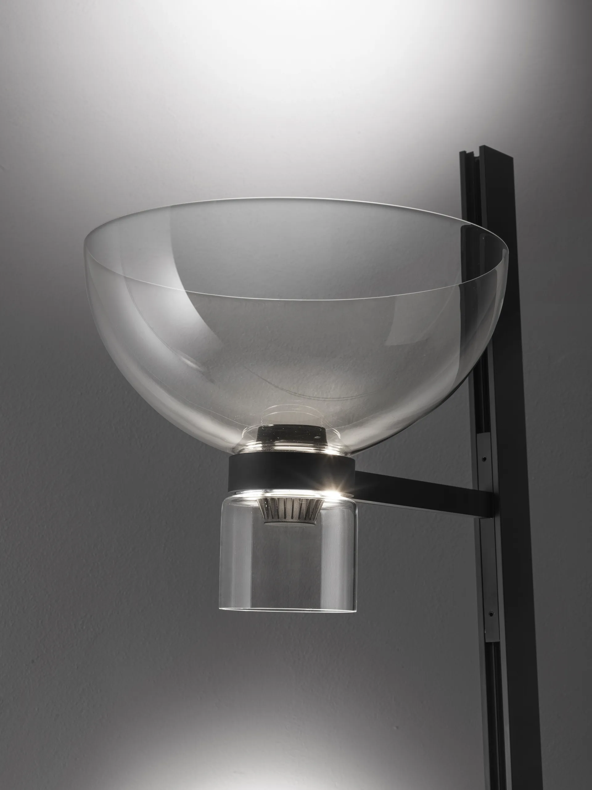 Lampa podłogowa Nocturne F1 bowl - Czarna,  Flos