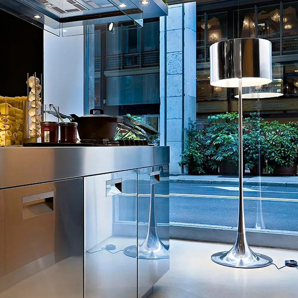 Lampa podłogowa Spun Light F, Czarny Flos