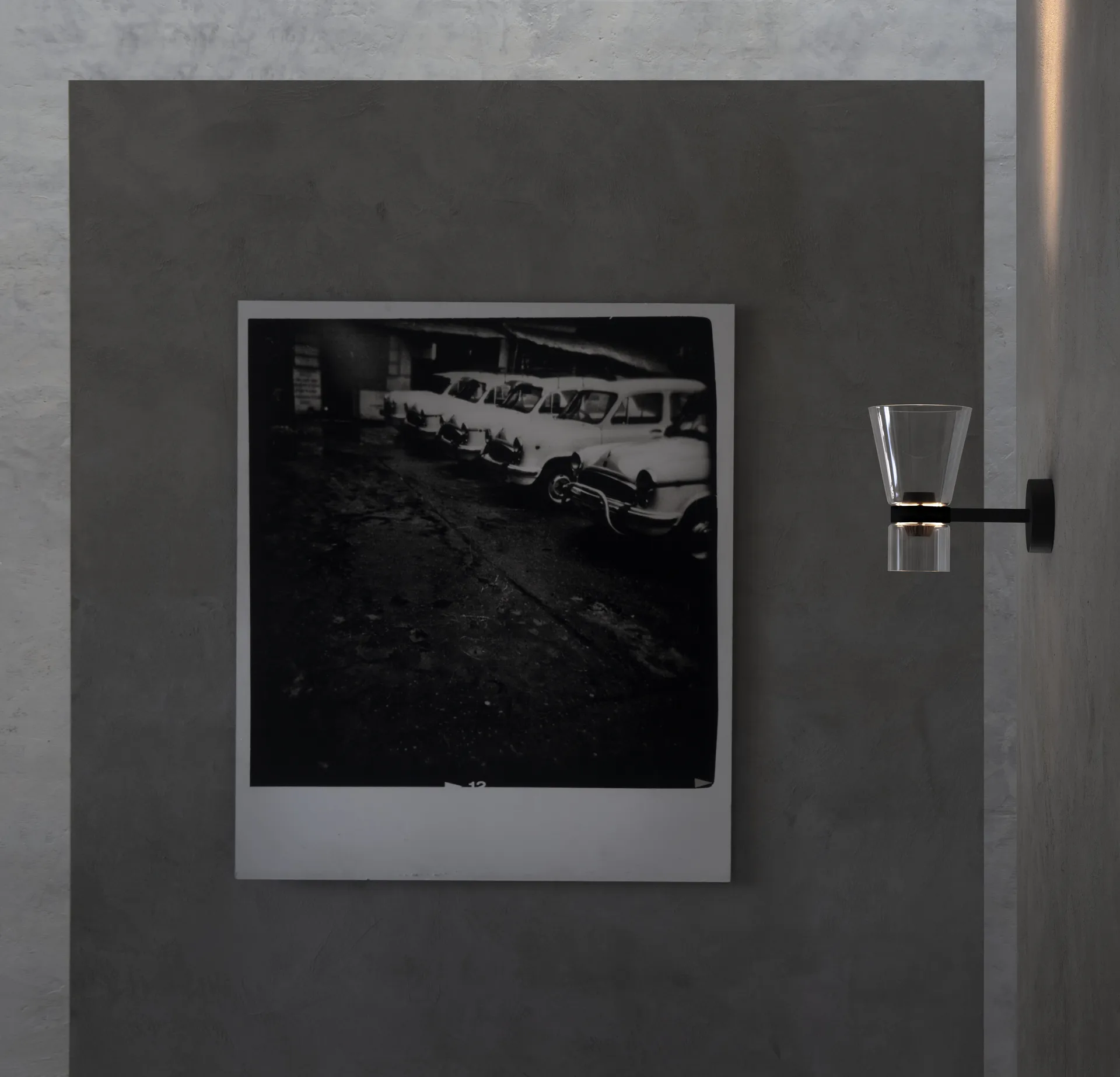 Lampa ścienna Nocturne Cone - Czarna,  Flos