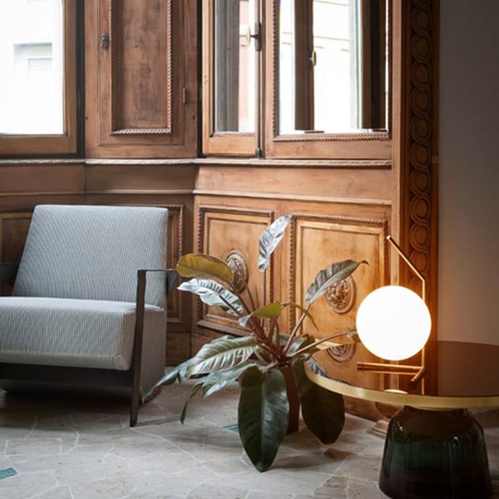 Lampa stołowa IC lights T1 high, Szczotkowany mosiądz, opal Flos