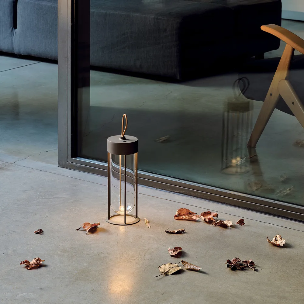 Lampa stołowa In Vitro, Black, 2700 kelvin Flos