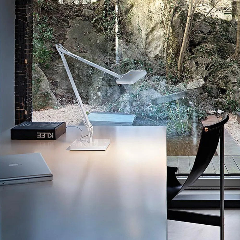 Lampa stołowa Kelvin T LED, Antracyt Flos