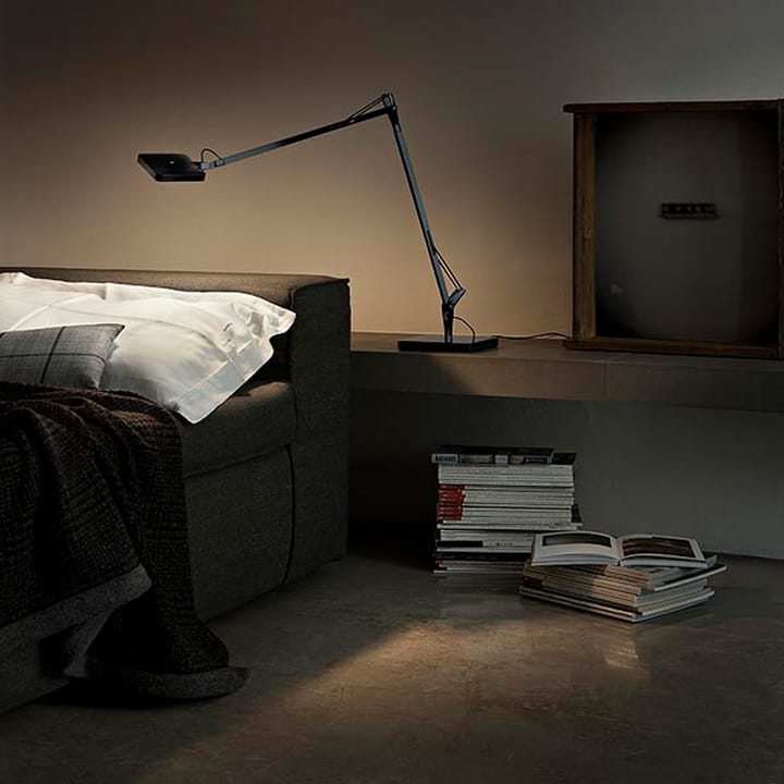 Lampa stołowa Kelvin T LED, Czarny błyszczący Flos