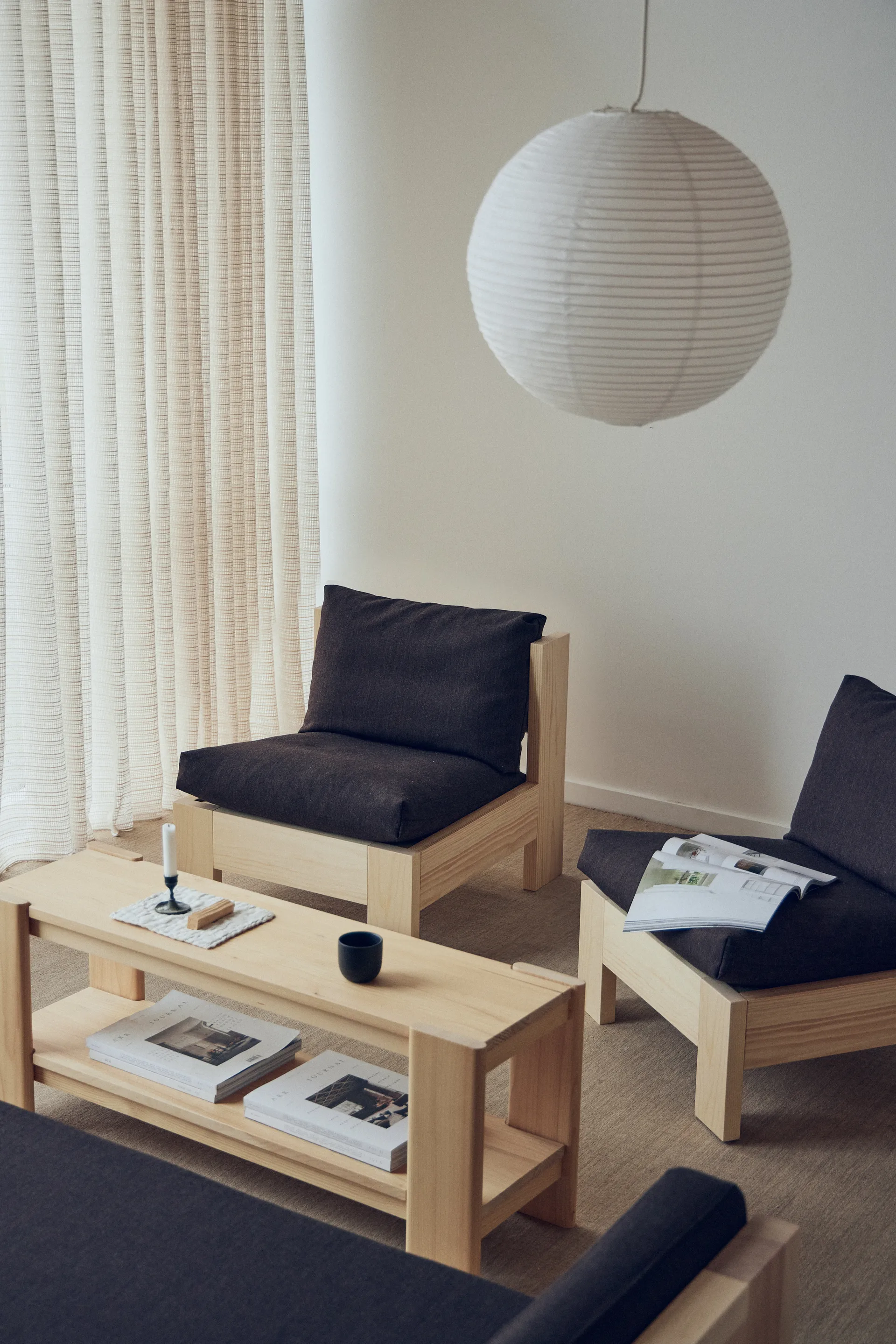 Fotel typu loungestol Icon, Technicolor 0370-sosna Form & Refine