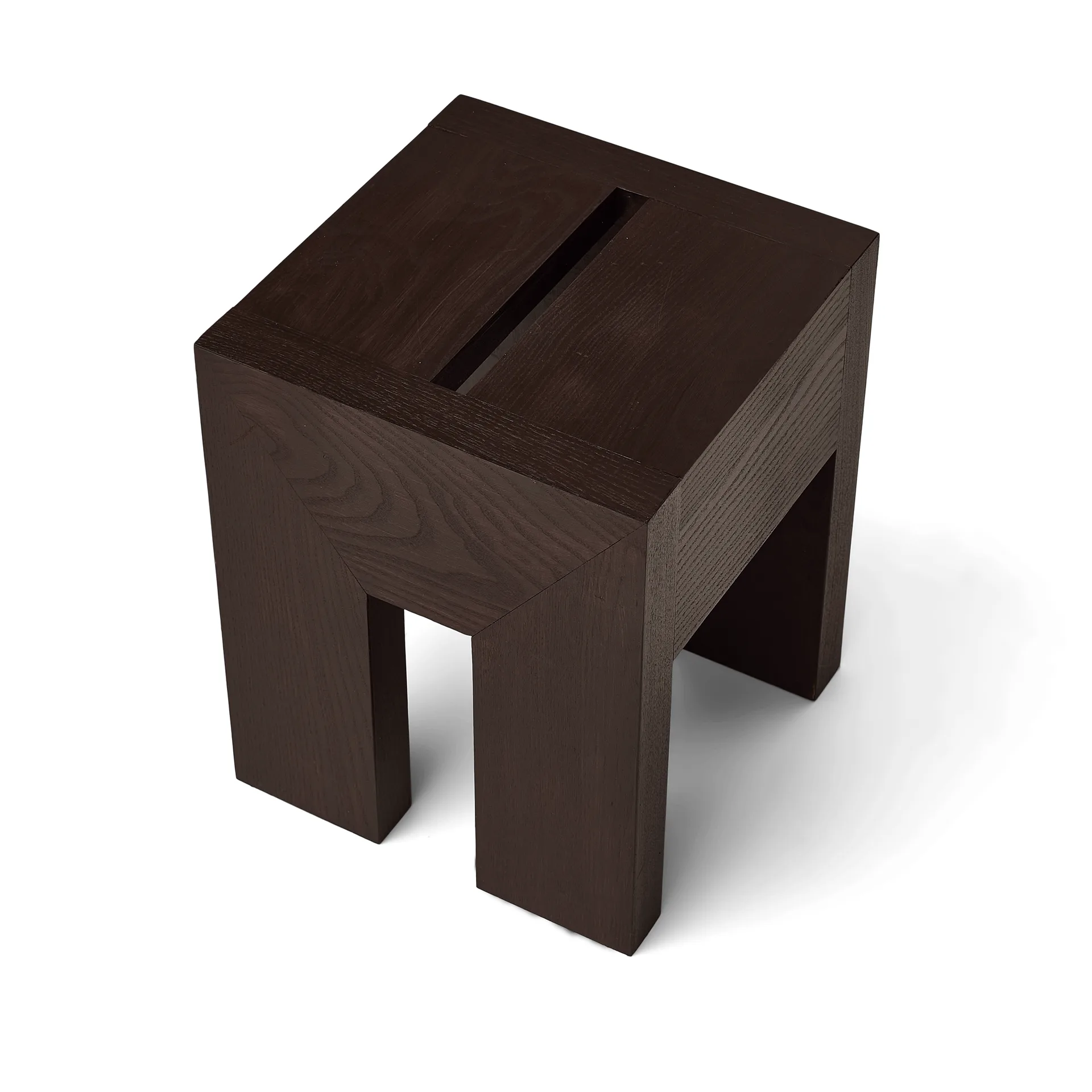 Stolik boczny Monolith, Ciemnobrązowy jesion, 29x29x36 cm Form & Refine