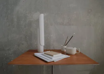 Lampa stołowa T Lamp - Biały - FRAMA