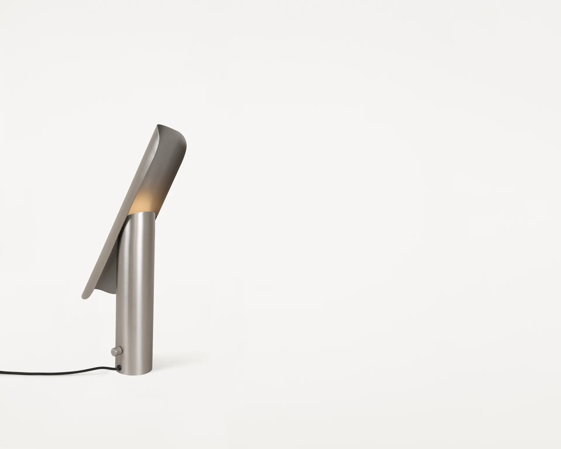 Lampa stołowa T Lamp, Stal FRAMA