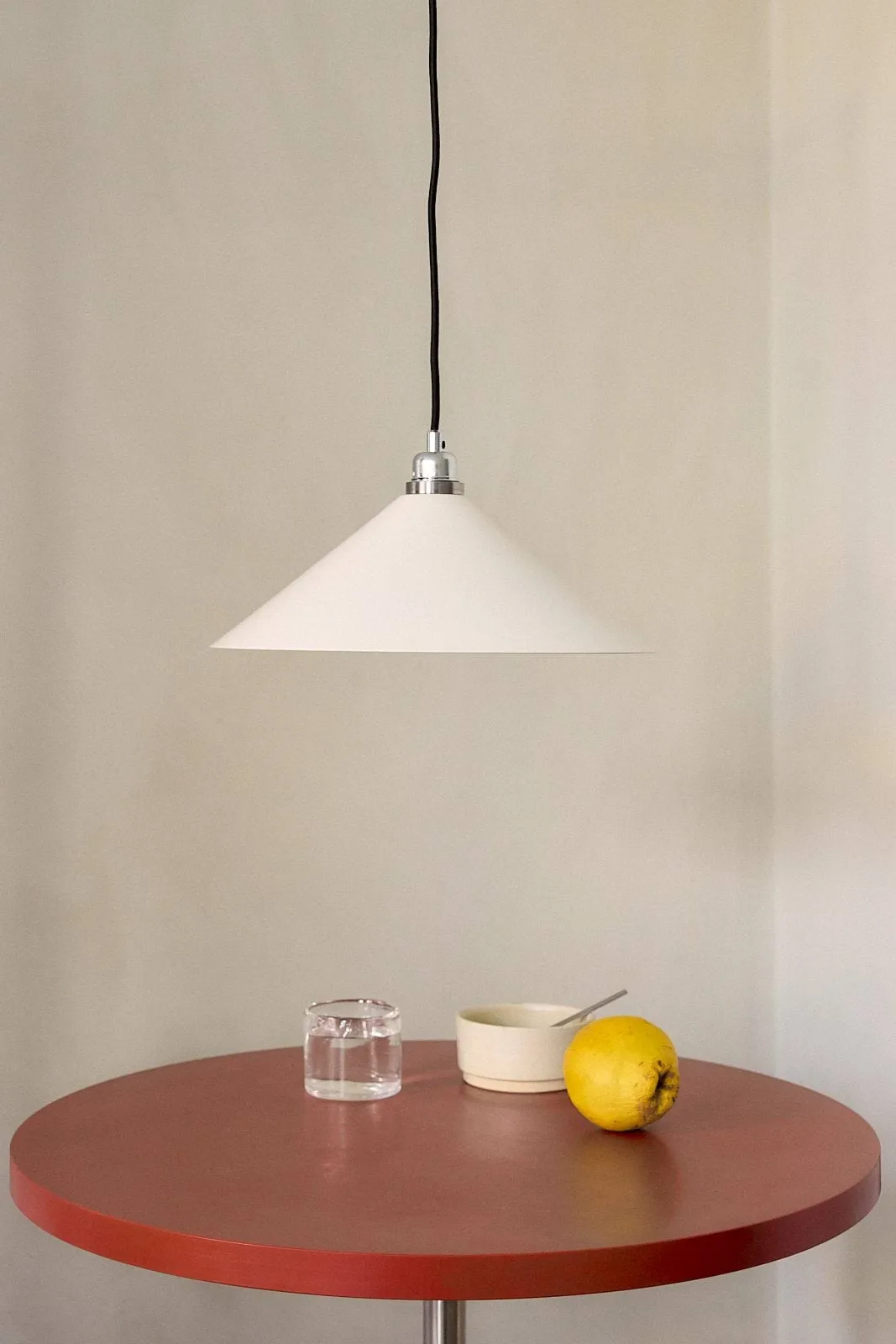 Lampa wisząca Cone Shade, White, small, Ø25 cm FRAMA