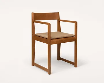 Poduszka do krzesła z podłokietnikami Armrest Chair 01 - Camel, 47x37x4 cm - FRAMA