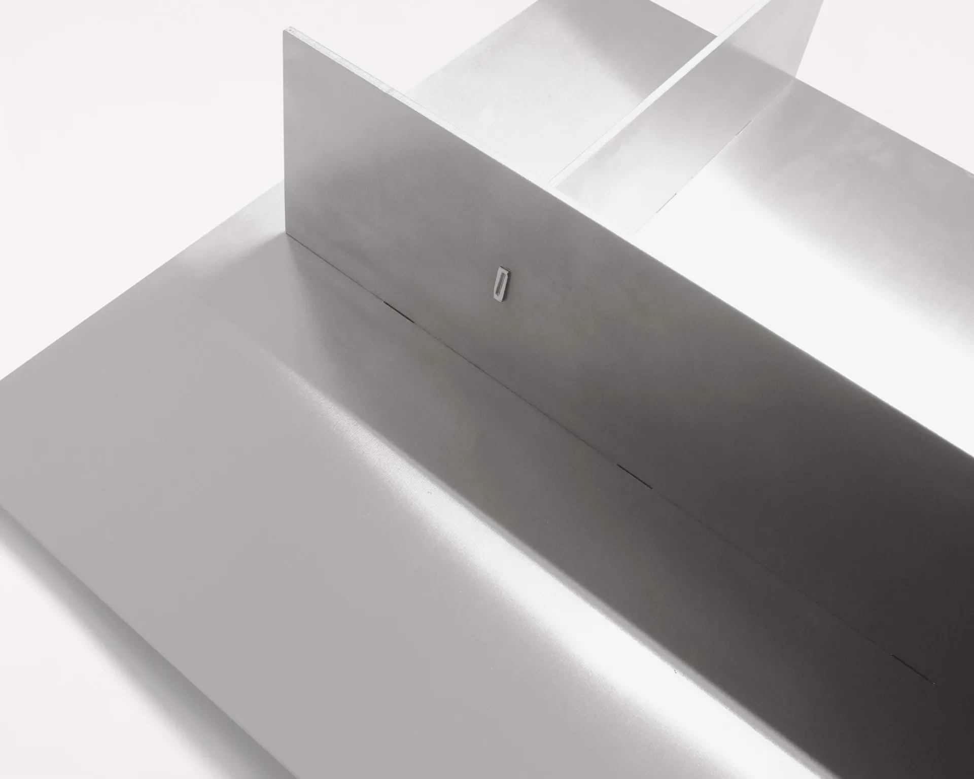 Półka ścienna Rivet Typecase, Aluminium, 44,6x44,6x16,1 cm FRAMA