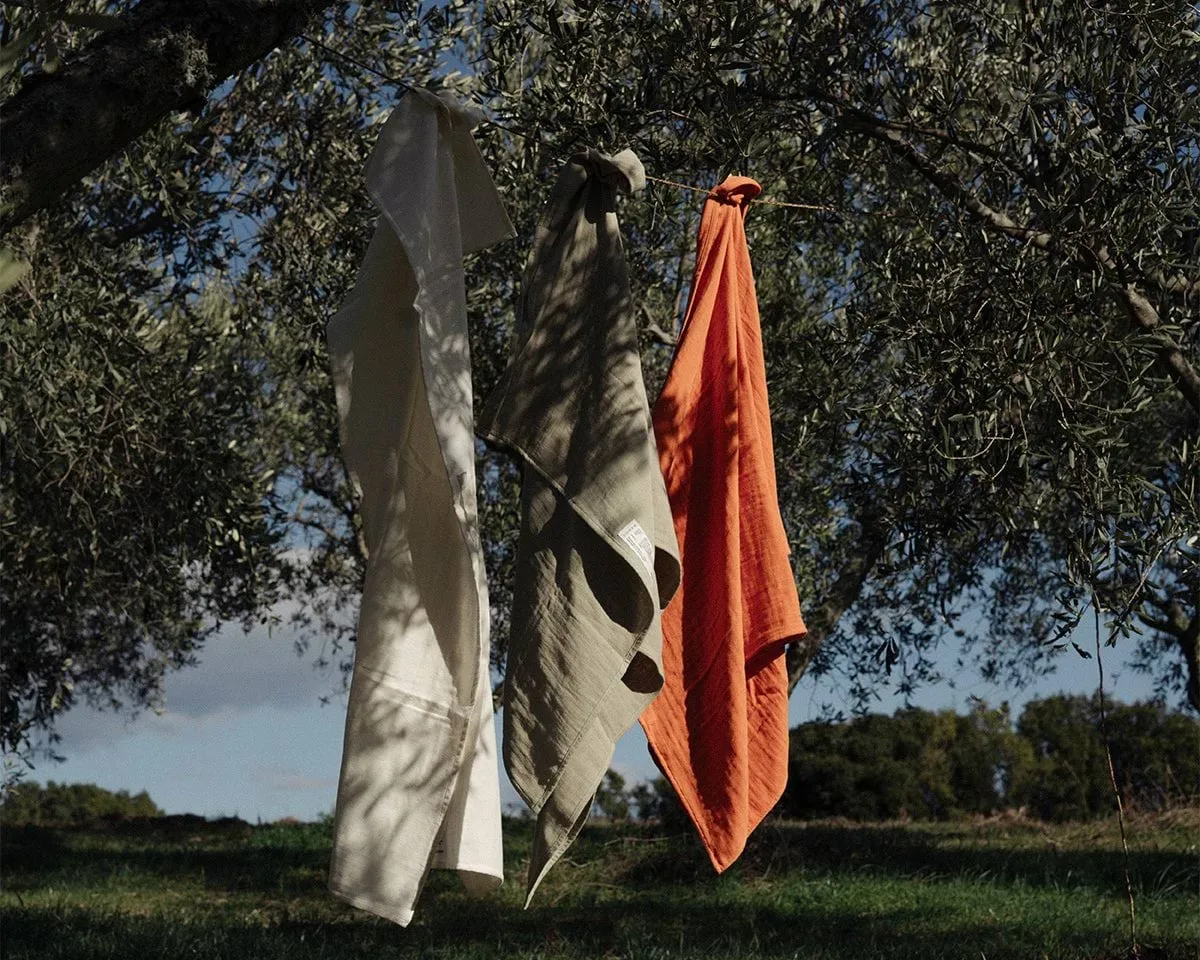 Ręcznik kąpielowy Light Towel 150x100 cm, Sage green (zielony) FRAMA