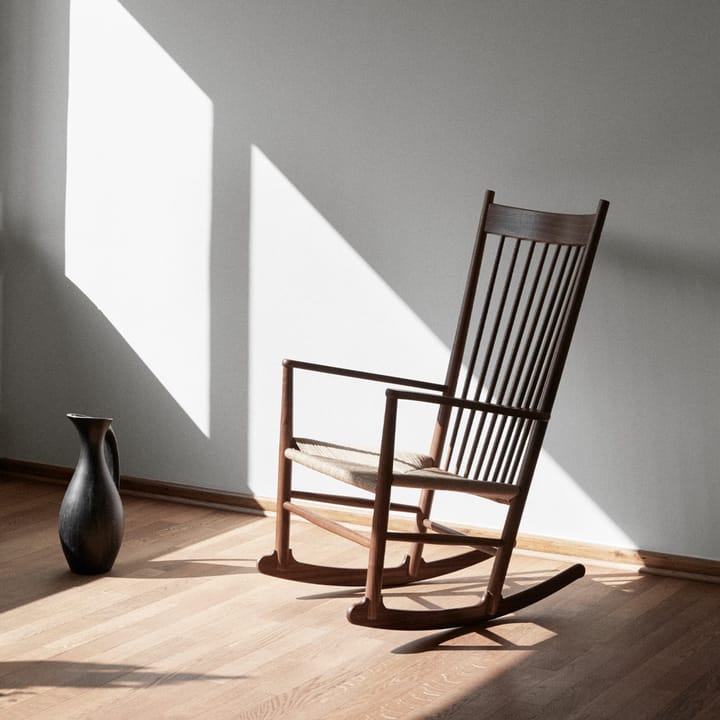 Fotel bujany J16 , Naturalny - dąb natłuszczany mydłem Fredericia Furniture