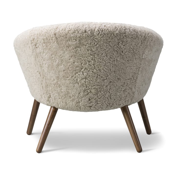 Fotel lounge Ditzel – owcza skóra, Moonlight - drewno orzecha włoskiego Fredericia Furniture