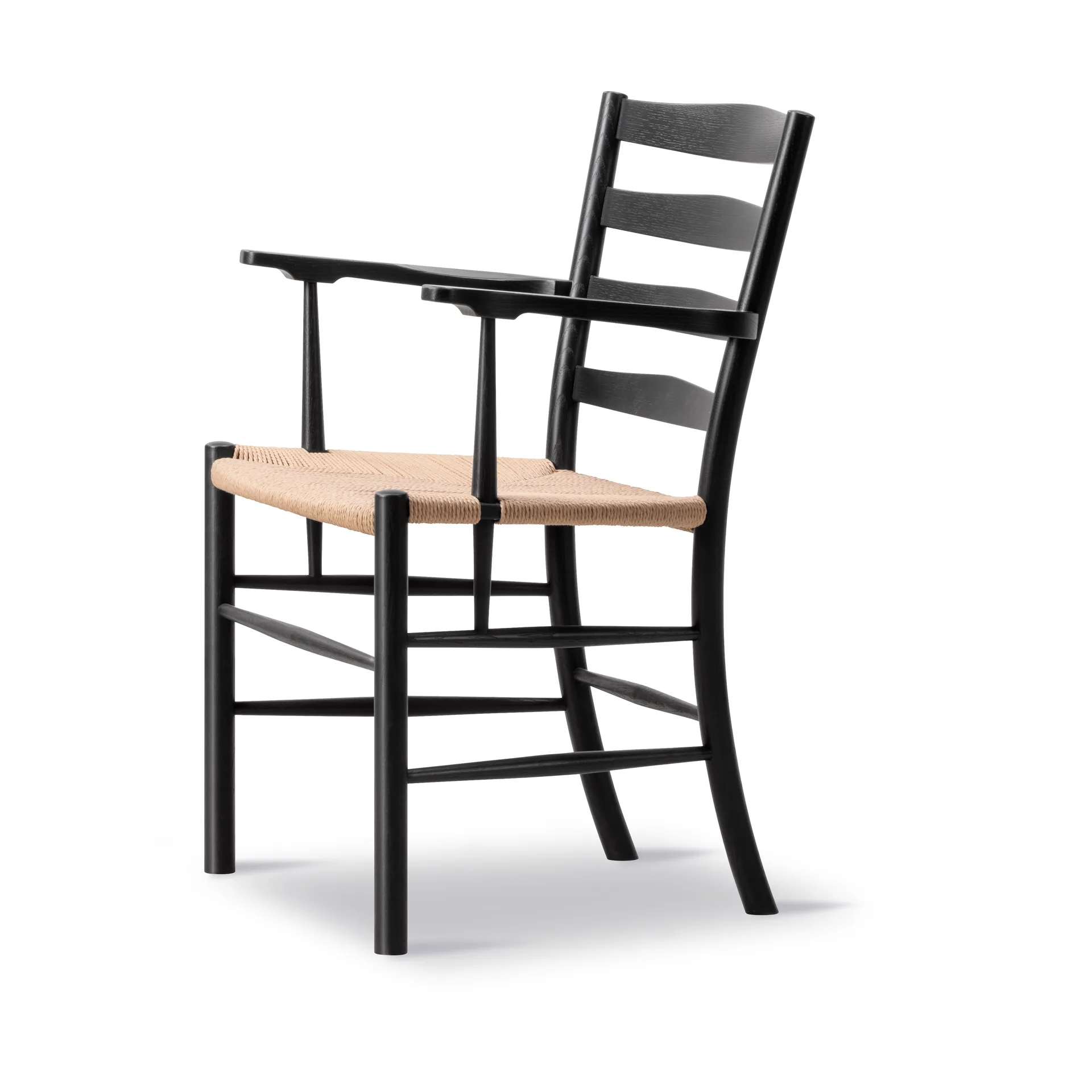 Fotel z podłokietnikami Klint, Plecionka naturalna - dąb czarny lakierowany Fredericia Furniture