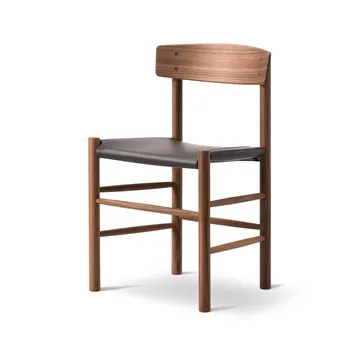 Krzesło J39 - Olejowany orzech-skóra Omni 377 ciemnobrązowa - Fredericia Furniture