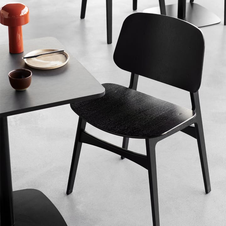 Krzesło Søborg wood , Dąb czarny lakierowany - stelaż czarny lakierowany Fredericia Furniture