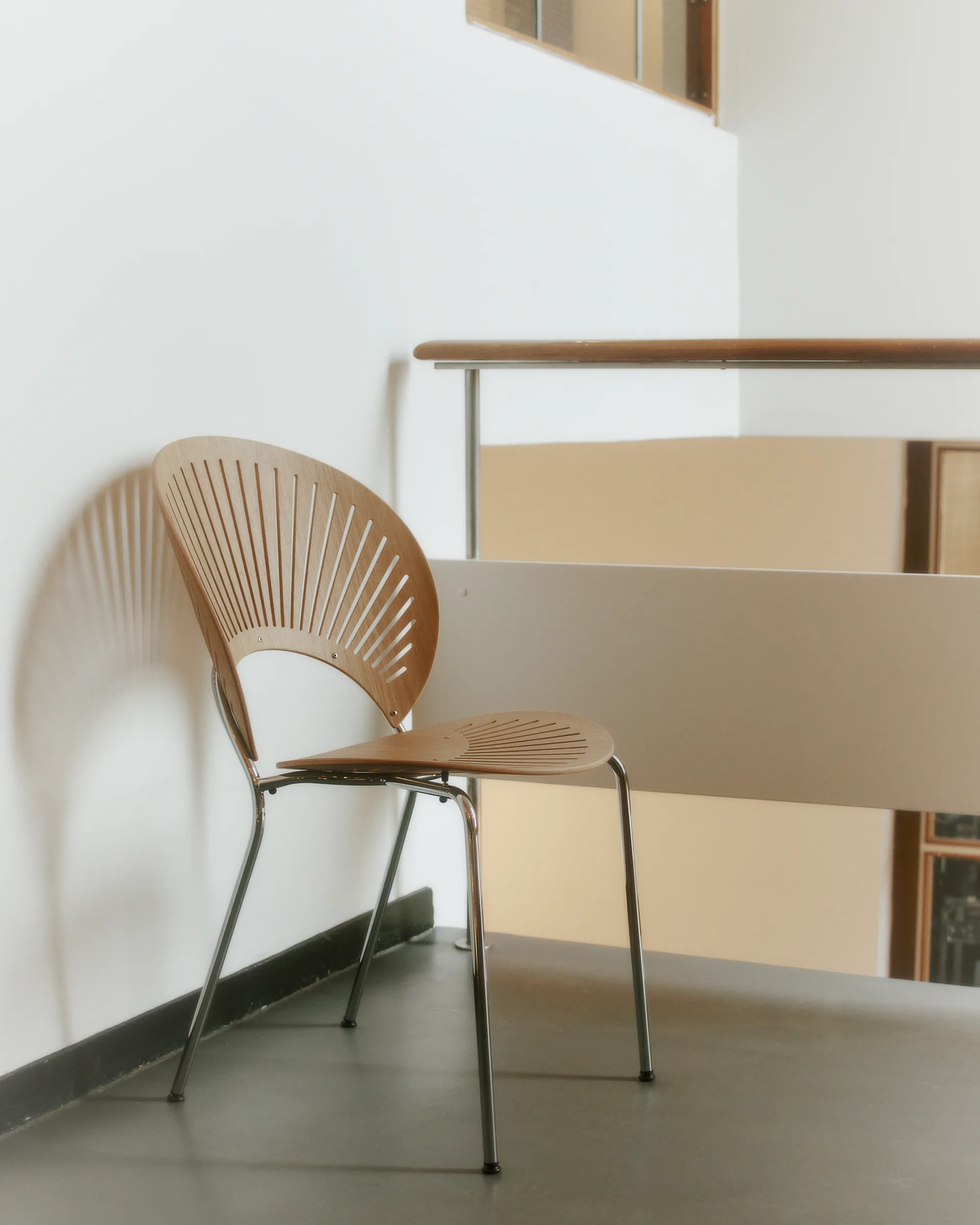 Krzesło Trinidad 3398, Dąb olejowany - stal nierdzewna szczotkowana Fredericia Furniture