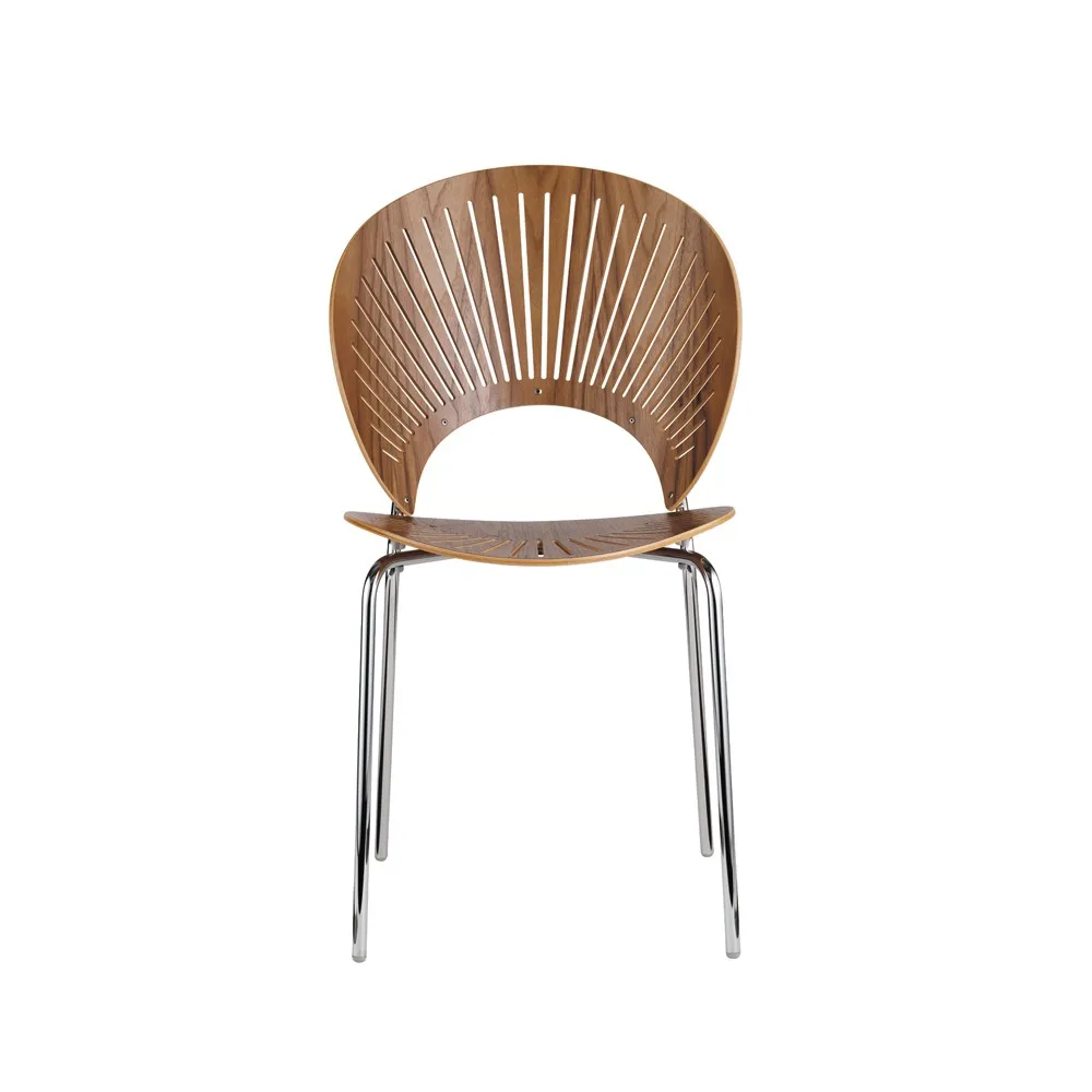 Krzesło Trinidad 3398, Drewno orzecha włoskiego lakierowane - nogi chromowane Fredericia Furniture