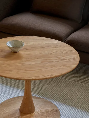 ND104 Trisse stolik kawowy - Olejowany dąb, Ø68x48 cm - Fredericia Furniture