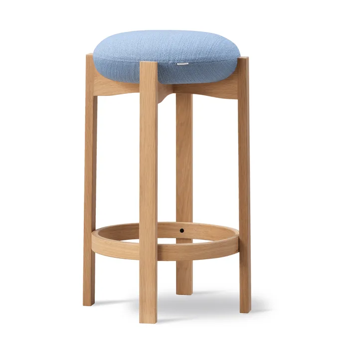 Podnóżek Pioneer wysoki - Odino PV82 light blue-lakierowany dąb - Fredericia Furniture