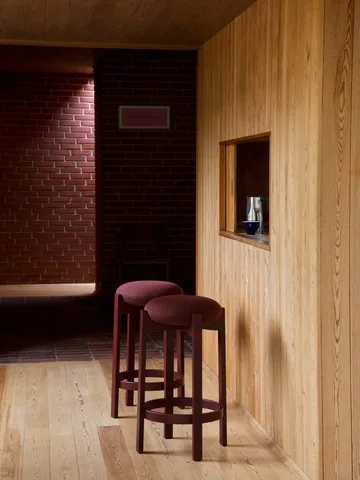 Podnóżek Pioneer wysoki - Odino RC43 bordeaux-bordeaux buk - Fredericia Furniture