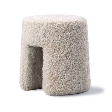 Puf Sequoia - Owcza skóra Moonlight - Fredericia Furniture