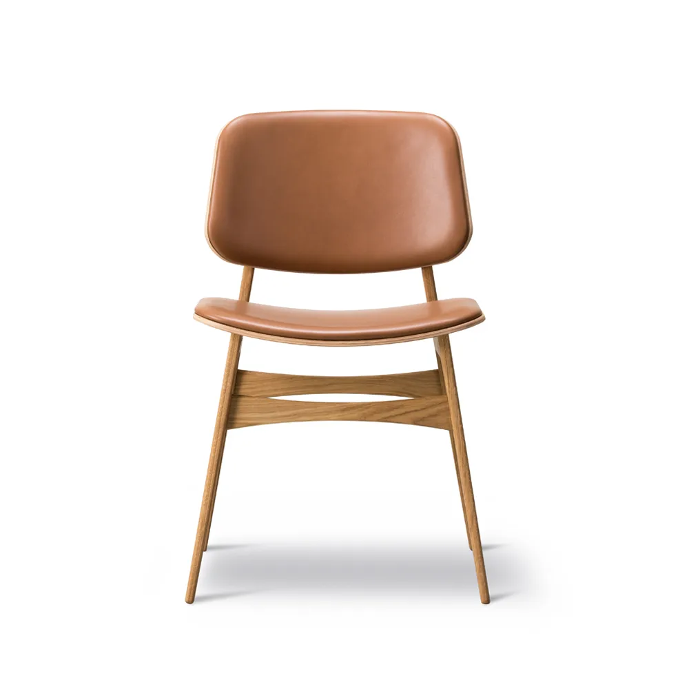 Søborg 3052 drewniana podstawa krzesło w pełni tapicerowane, Skóra omni 307 cognac, lakierowane dębowe nogi Fredericia Furniture