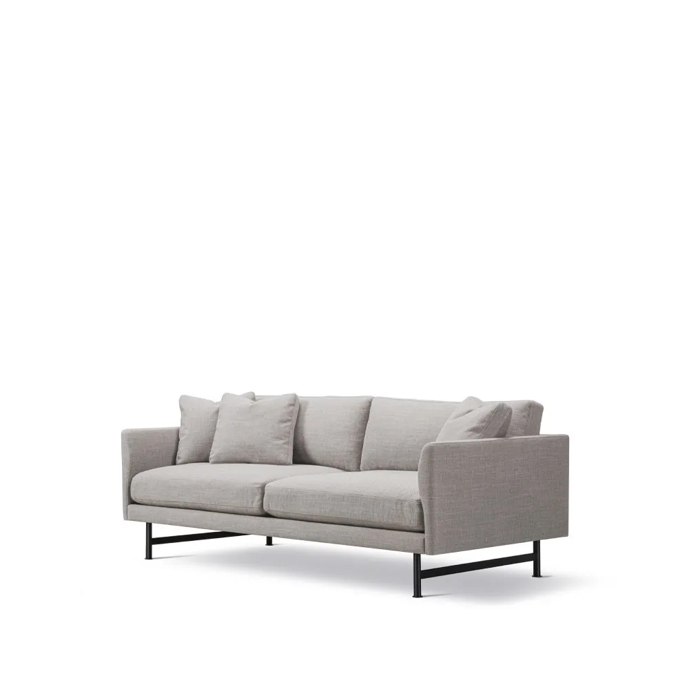 Sofa 2-osobowa Calmo 5622, Sunniva 717 - stal czarna Fredericia Furniture