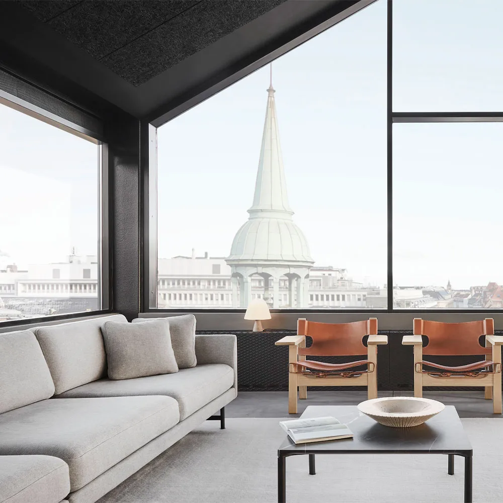 Sofa Calmo 5623, Sunniva 717 - stal czarna Fredericia Furniture