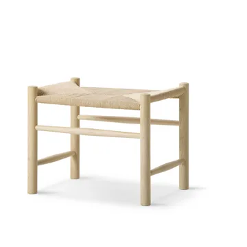 Stołek J16  - Naturalny - dąb natłuszczany mydłem - Fredericia Furniture