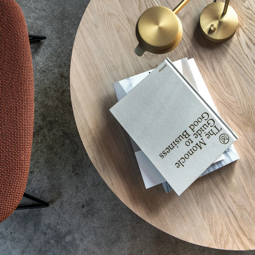 Stolik kawowy Pon, Dąb czarny lakierowany Fredericia Furniture