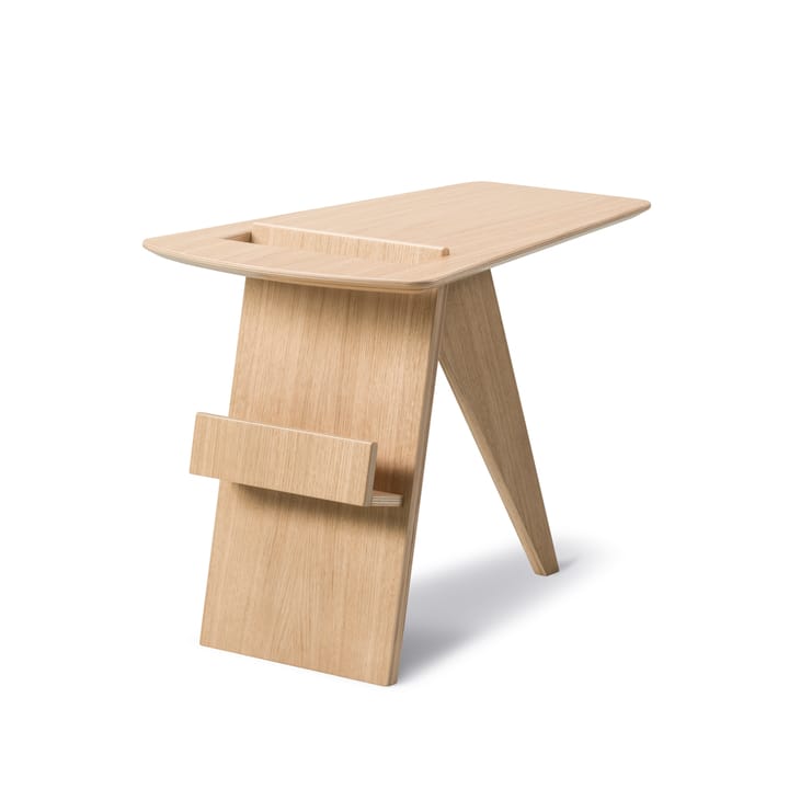 Stolik Magazine, Dąb lakierowany Fredericia Furniture