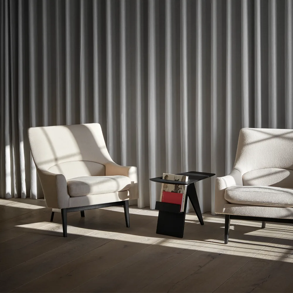 Stolik Magazine, Dąb lakierowany Fredericia Furniture