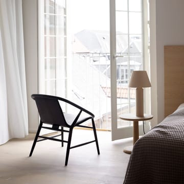 Stolik Pon - Dąb wędzony olejowany, Ø40 cm - Fredericia Furniture